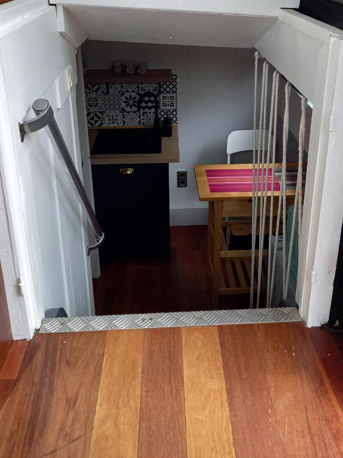 Appartement atypique indépendant sur péniche Metz Esterno foto